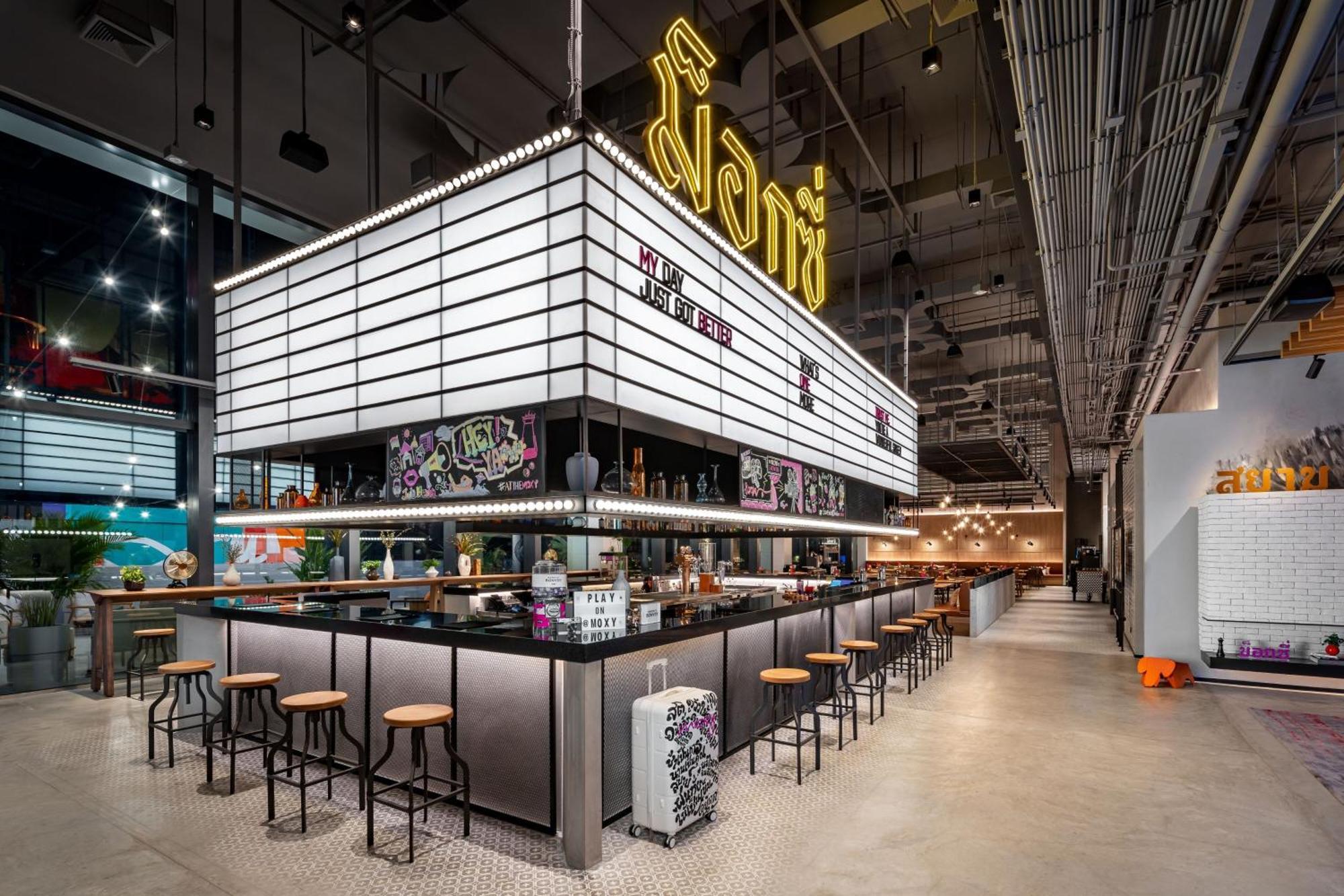 Moxy Bangkok Ratchaprasong 호텔 외부 사진
