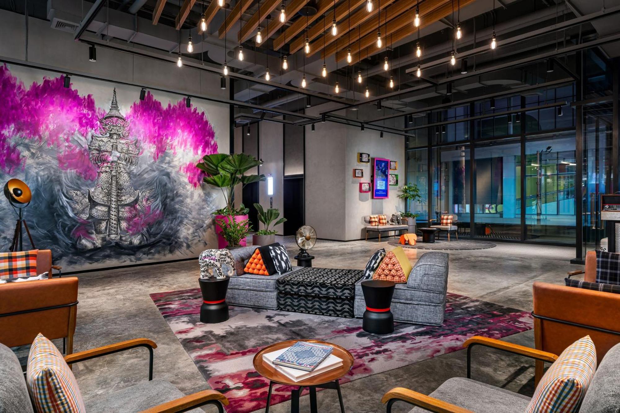 Moxy Bangkok Ratchaprasong 호텔 외부 사진